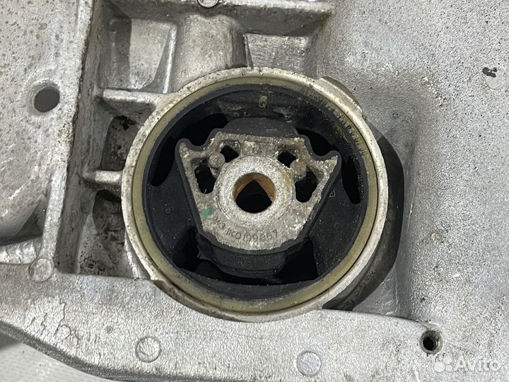 Подрамник передний VAG