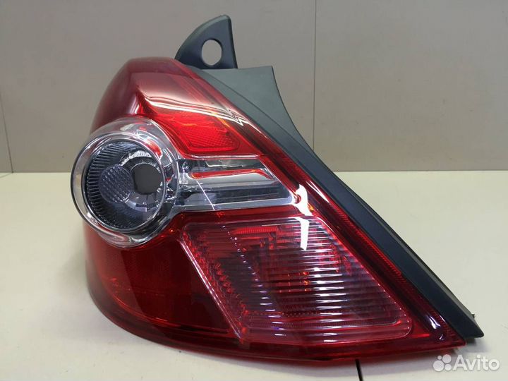 Фонарь задний левый Nissan Tiida C11 2007-2014