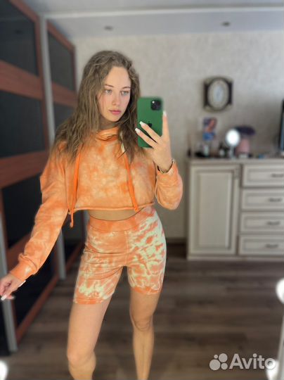 Костюм спортивный