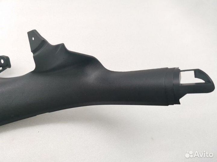 Накладка порога задняя правая Skoda Octavia A7