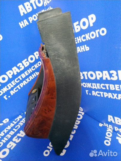 Накладка центральной консоли Toyota Camry 30 седан