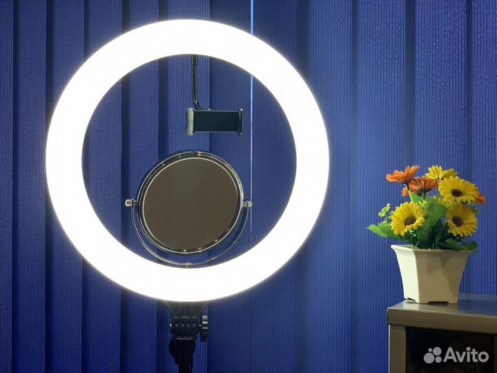 Кольцевая лампа 38см LC-16 с зеркалом