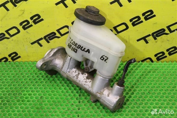 Главный тормозной цилиндр Toyota Corolla AE110