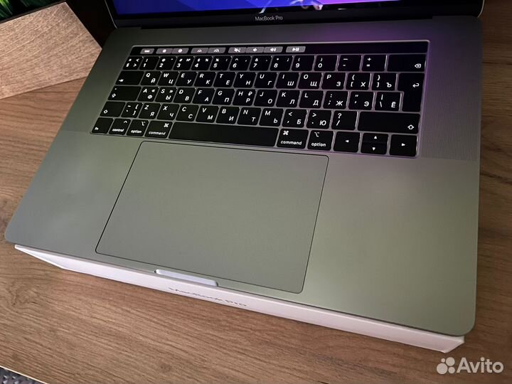 Macbook pro 15 2019 i9 - 8 ядер- 500gb