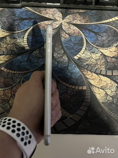 iPhone 8 Plus, 64 ГБ