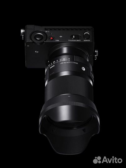 Объектив Sigma AF 35mm f/1.4 DG DN Art Sony E, Чер