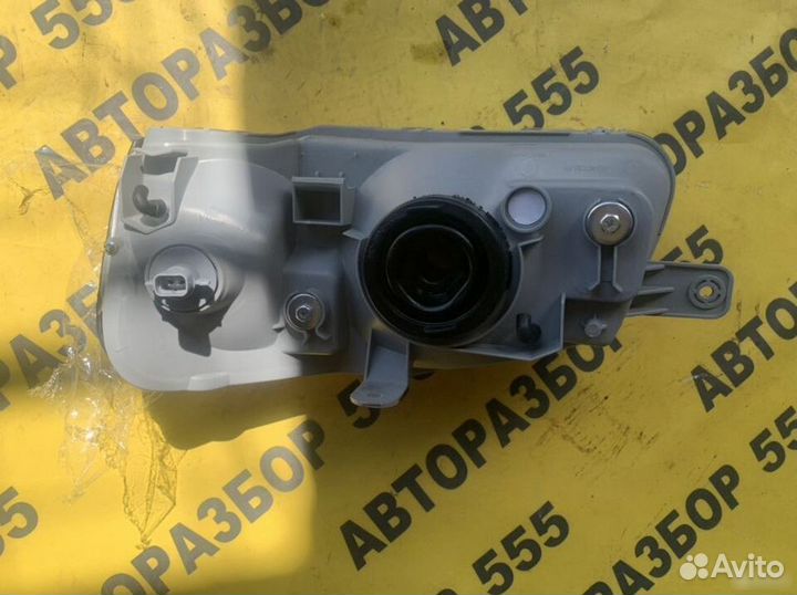 Фара передняя правая Hyundai Accent 2001-2011