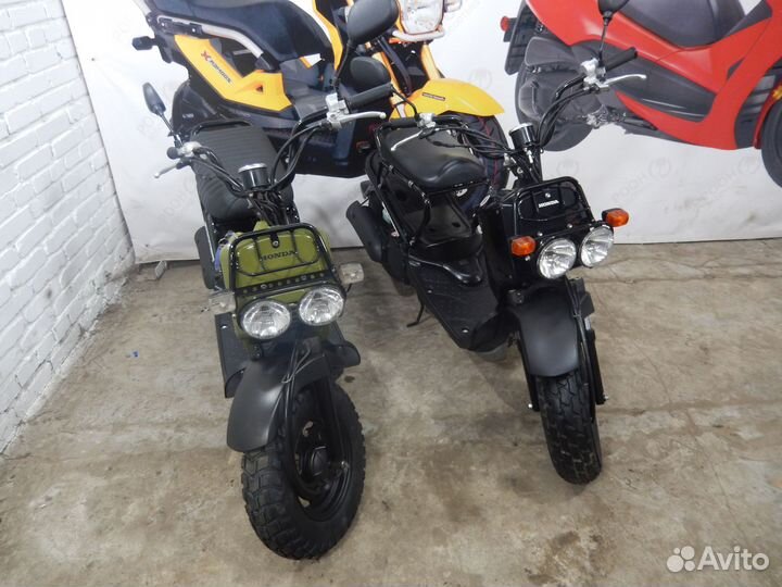 Скутер Honda Zoomer инжектор для двоих без РФ