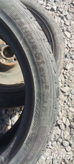 Pirelli P Zero Rosso 245/45 R19