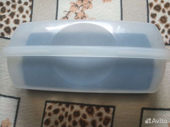 Тортница с крышкой (Tupperware)