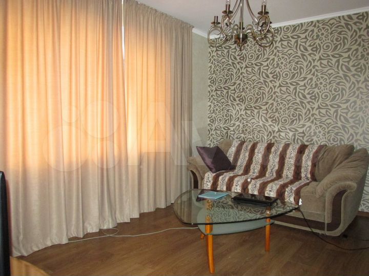 3-к. квартира, 72 м², 9/10 эт.