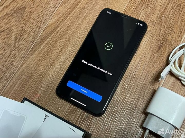 iPhone 11 Pro Max, 64 ГБ