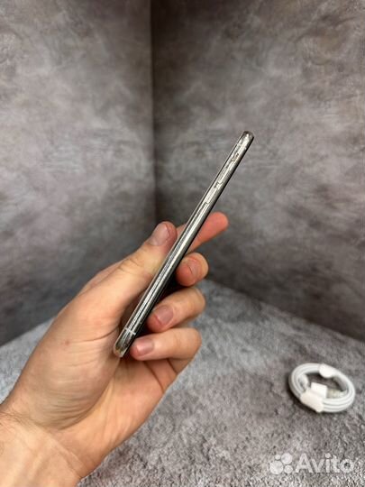 iPhone X, 256 ГБ
