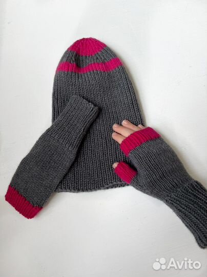 Шапка и митенки