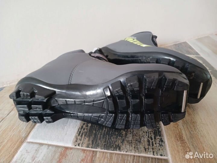 Лыжные ботинки 36р-р