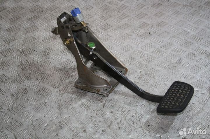 Педаль тормоза Toyota Aristo 160 161 JZS160 JZS161