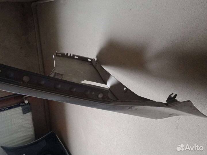 Крыло переднее левое на бмв Ф-01 Ф-02