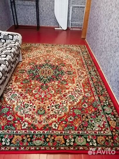 Ковер шерстяной