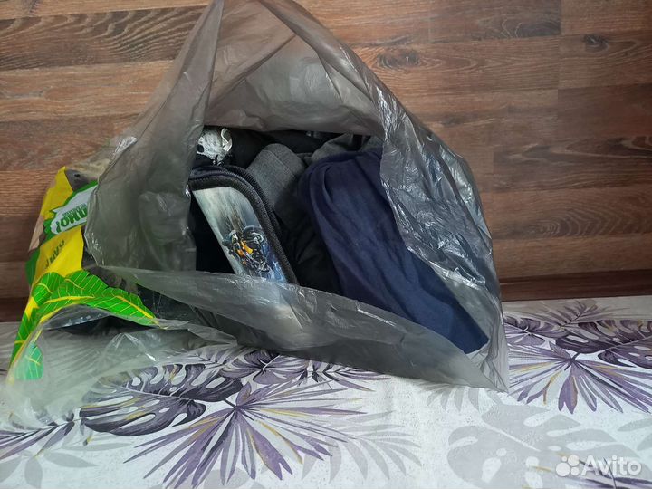 Детские вещи в дар для мальчика