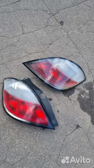 Фонарь задний правый и левый Opel Astra H