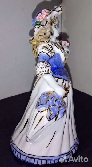 Фарфоровые статуэтки Китай