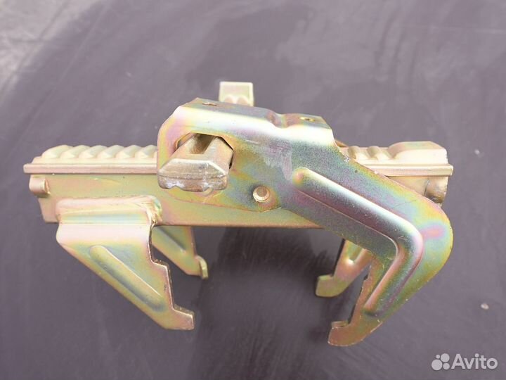 Замок для опалубки выравнивающий Б/У