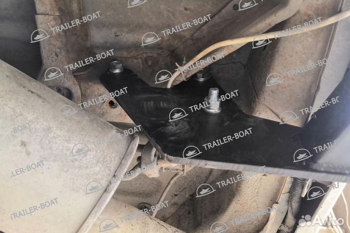 Фаркоп Toyota Grand Hiace 1999-2002, под квадрат, 44184