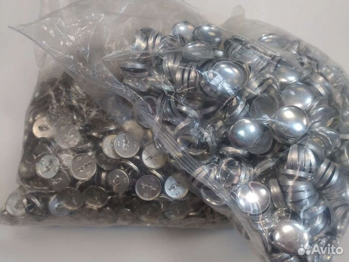 Пуговицы под обтяжку