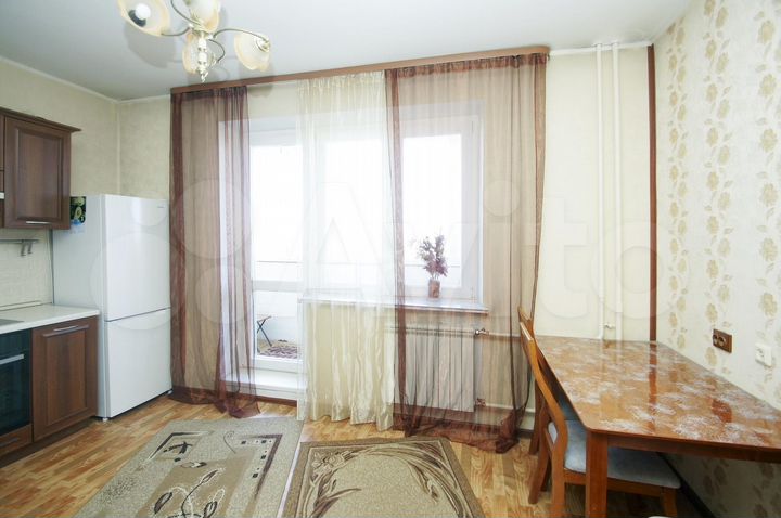 2-к. квартира, 61 м², 2/10 эт.