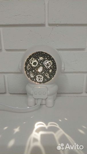 Детский ночник проектор астронавт