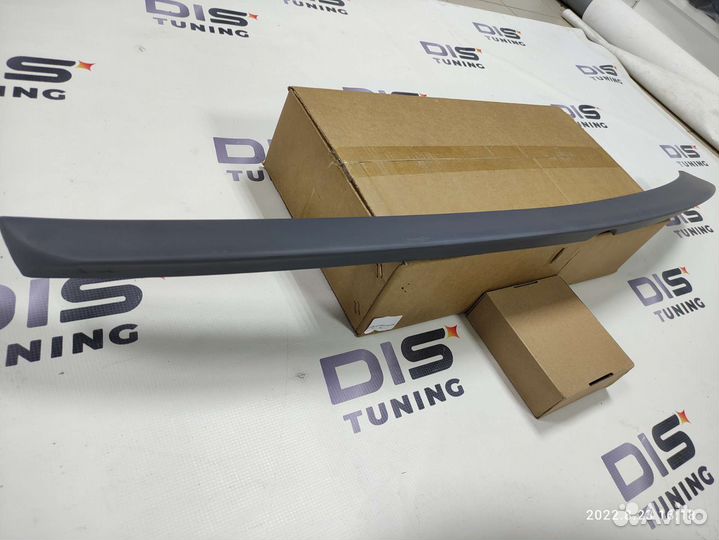 Спойлер крышки багажника на Mercedes CLS w218
