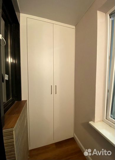 Встроенный шкаф на балкон