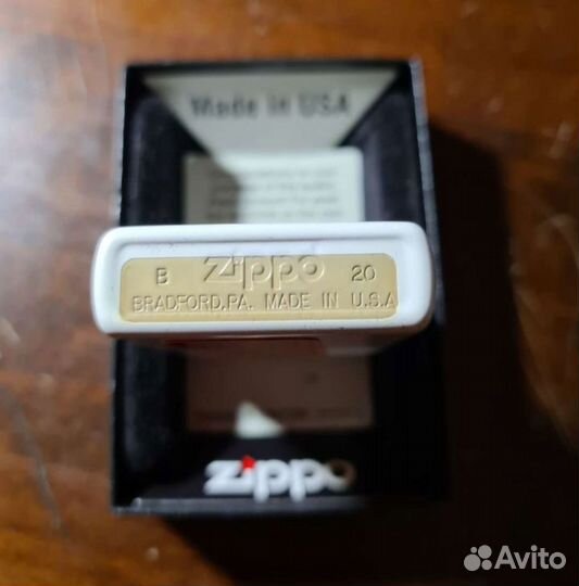 Zippo. Bottoms up. Pin-up. Poster 43 г. NEW