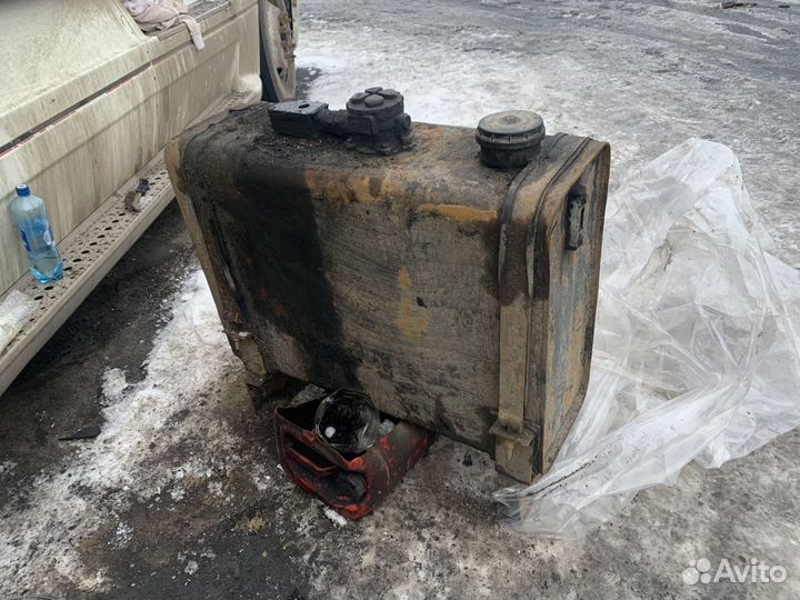 Гидравлический бак