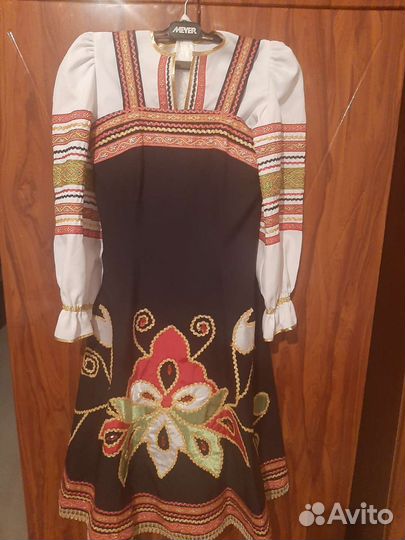 Костюм для русских народных танцев