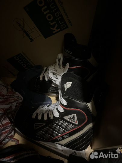 Коньки хоккейные