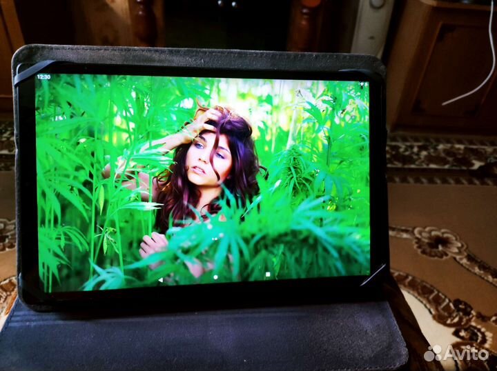 Планшет lenovo