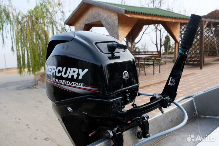Лодочный мотор Mercury 30
