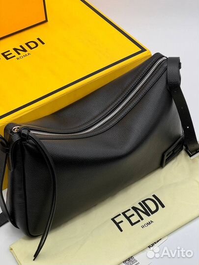 Сумка кожаная Fendi