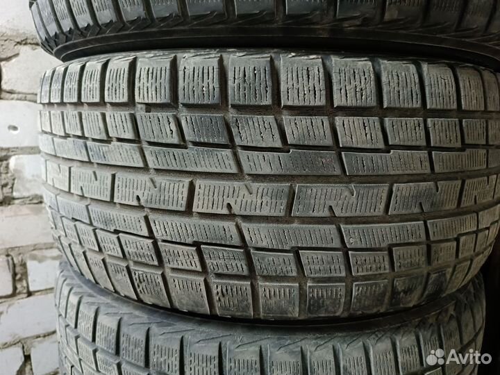 Yokohama Ice Guard IG30 235/45 R17 и 215/50 R17