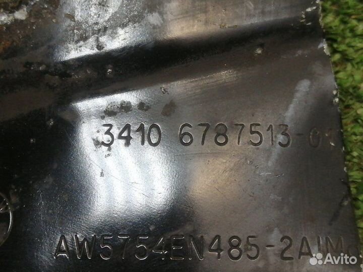 Пыльник передний левый Bmw X3 F25 3.0 (N52B30AF)