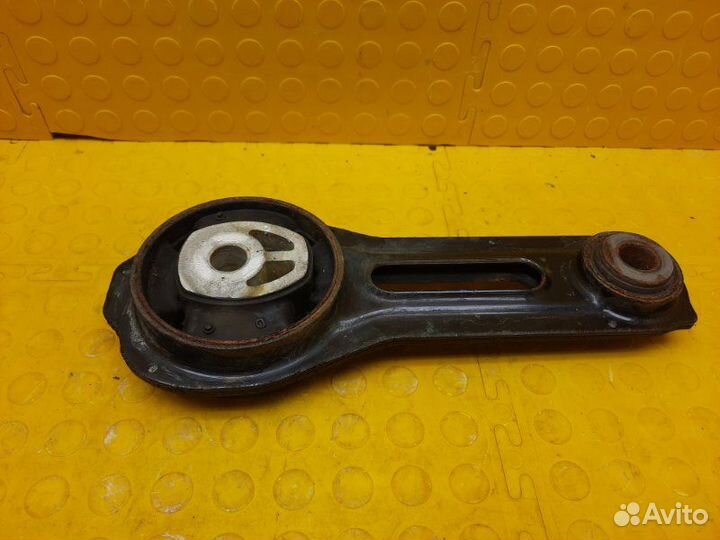 Опора двигателя Mitsubishi Outlander GF0W