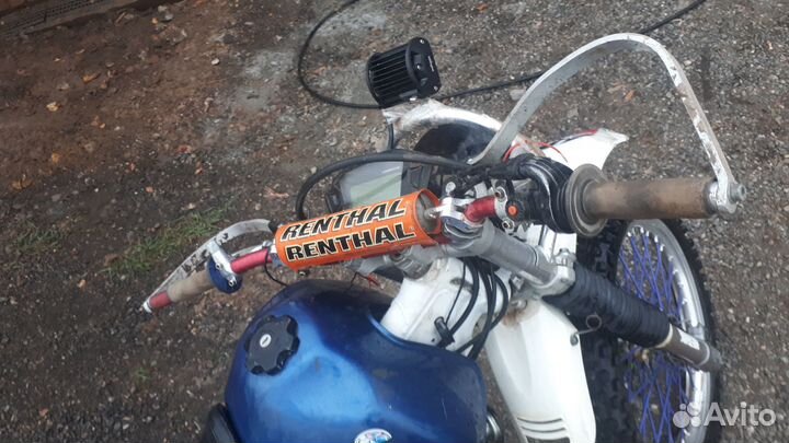 Suzuki DR250R