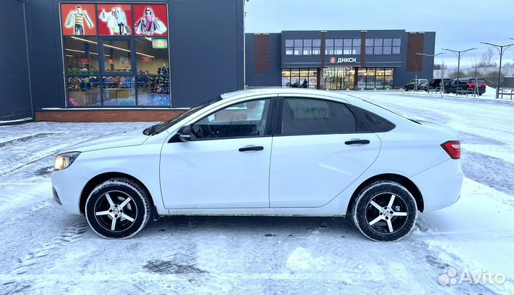 LADA Vesta 1.6 МТ, 2019, 103 000 км