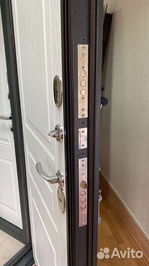 Дверь входная металлическая термо новая