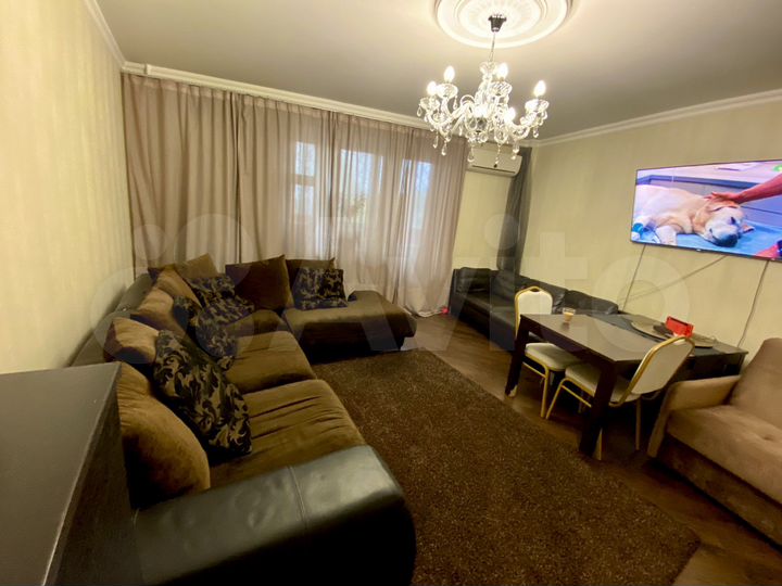 2-к. квартира, 76,6 м², 2/16 эт.