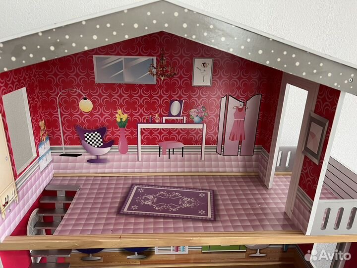 Домик кукольный