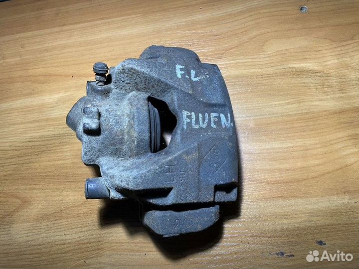 Суппорт тормозной передний левый renault fluence 2