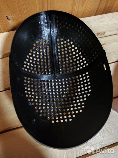 Маска из сериала Игра в кальмара