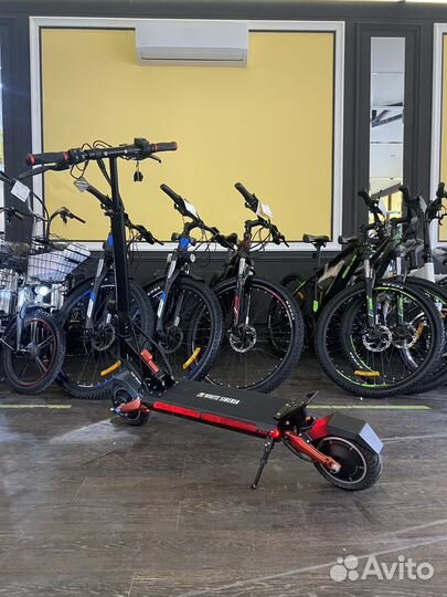 Электросамокат White Siberia Sputnik 2000W